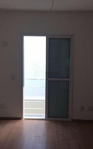 Casa à venda com 60m², 2 quartos e 1 vaga