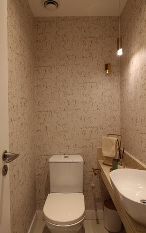 Apartamento para alugar com 130m², 3 quartos e 2 vagasLavabo