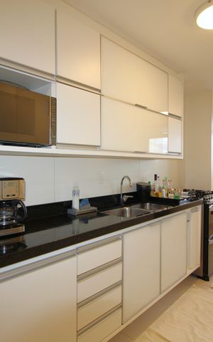 Apartamento para alugar com 130m², 3 quartos e 2 vagasCozinha