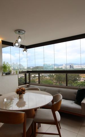 Apartamento para alugar com 130m², 3 quartos e 2 vagasSala - Varanda