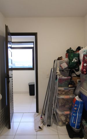 Apartamento para alugar com 130m², 3 quartos e 2 vagasQuarto de Serviço
