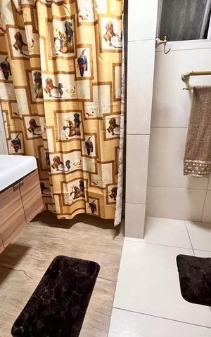 Apartamento à venda com 100m², 3 quartos e 1 vaga Apartamento à venda com 100m², 3 quartos e 1 vagaBanheiro
