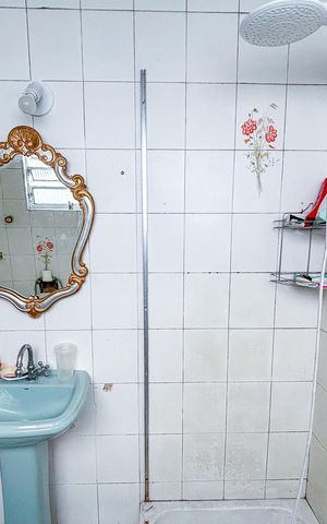 Casa para alugar com 190m², 3 quartos e 2 vagas Casa para alugar com 190m², 3 quartos e 2 vagasBanheiro