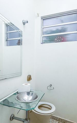 Casa para alugar com 190m², 3 quartos e 2 vagas Casa para alugar com 190m², 3 quartos e 2 vagasLavabo