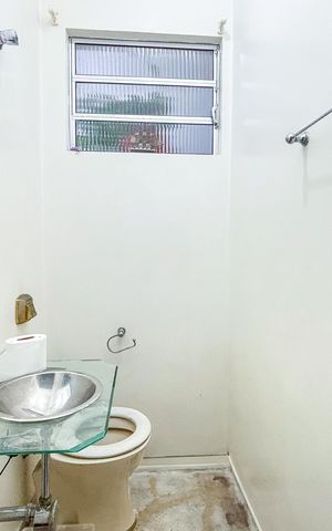 Casa para alugar com 190m², 3 quartos e 2 vagas Casa para alugar com 190m², 3 quartos e 2 vagasLavabo