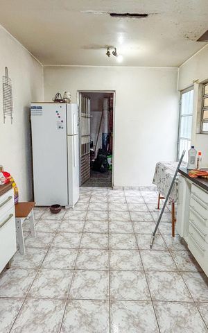 Casa para alugar com 190m², 3 quartos e 2 vagas Casa para alugar com 190m², 3 quartos e 2 vagasCozinha