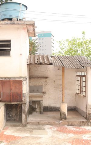 Casa à venda com 492m², 4 quartos e 1 vagaCasa 1 - Fachada