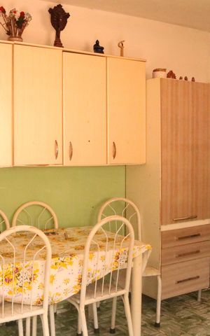 Casa à venda com 492m², 4 quartos e 1 vagaCasa 3 - Cozinha