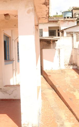 Casa à venda com 492m², 4 quartos e 1 vagaCasa 2 - fachada