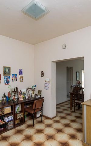 Casa à venda com 296m², 4 quartos e 2 vagas Casa à venda com 296m², 4 quartos e 2 vagasSala de Jantar