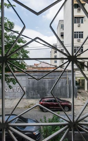 Casa à venda com 296m², 4 quartos e 2 vagas Casa à venda com 296m², 4 quartos e 2 vagasVista do Quarto 3