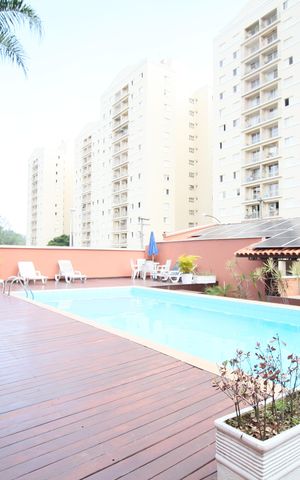 Apartamento para alugar com 100m², 3 quartos e 2 vagasÁrea comum - Piscina