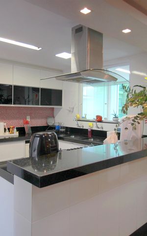 Apartamento à venda com 375m², 5 quartos e 4 vagasCozinha