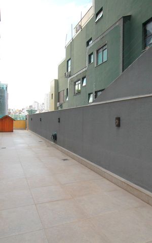 Apartamento à venda com 375m², 5 quartos e 4 vagasVaranda