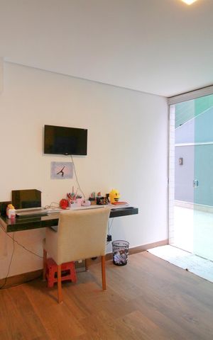Apartamento à venda com 375m², 5 quartos e 4 vagasQuarto multiuso