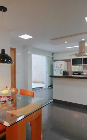 Apartamento à venda com 375m², 5 quartos e 4 vagasCopa