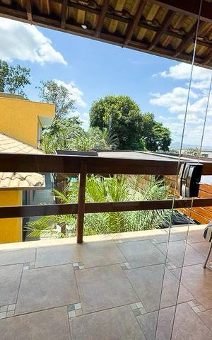 Casa à venda com 1000m², 4 quartos e 8 vagasvaranda suite 1