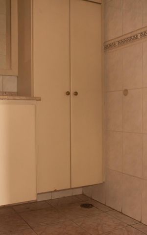 Casa à venda com 191m², 3 quartos e 3 vagasBanheiro