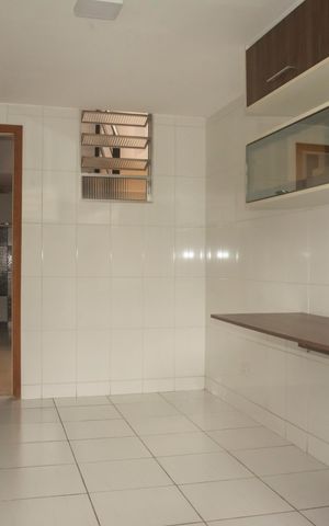 Casa à venda com 191m², 3 quartos e 3 vagasCozinha
