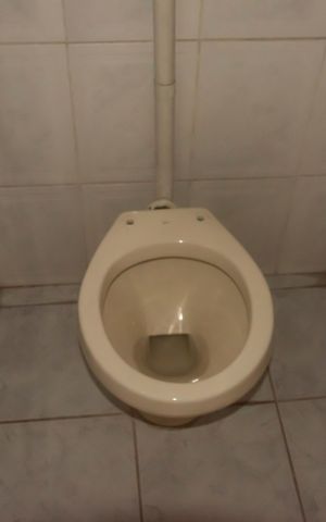 Casa à venda com 191m², 3 quartos e 3 vagasBanheiro de Serviço