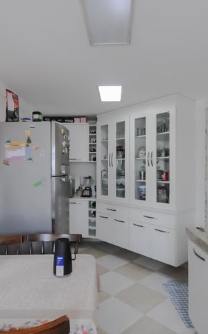 Apartamento à venda com 150m², 4 quartos e 3 vagasCozinha