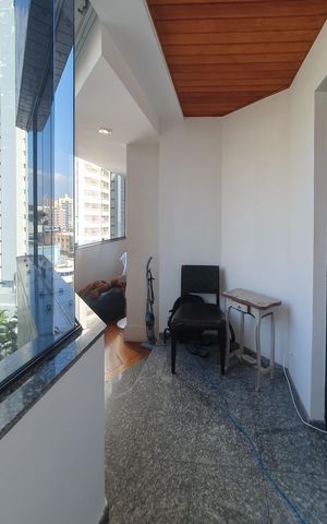 Apartamento à venda com 150m², 4 quartos e 3 vagasvaranda da Suíte e do quarto 2