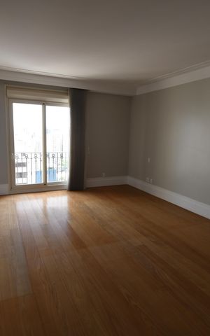 Apartamento à venda com 500m², 6 quartos e 8 vagasQuarto Suíte 3