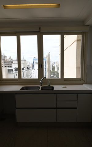 Apartamento à venda com 500m², 6 quartos e 8 vagasCozinha