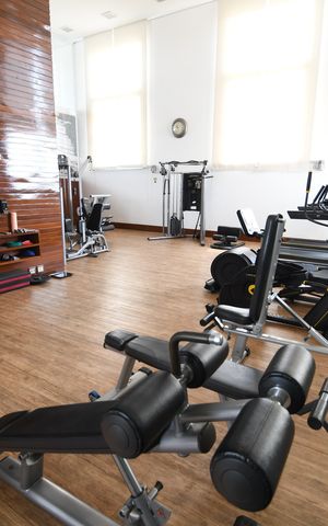 Apartamento à venda com 500m², 6 quartos e 8 vagasÁrea comum - Academia