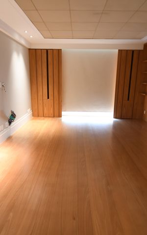 Apartamento à venda com 500m², 6 quartos e 8 vagasSala de TV