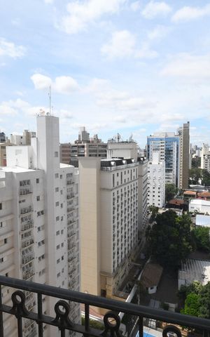 Apartamento à venda com 500m², 6 quartos e 8 vagasSala de TV - Vista