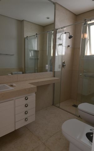 Apartamento à venda com 500m², 6 quartos e 8 vagasBanheiro 3