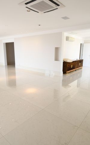 Apartamento à venda com 500m², 6 quartos e 8 vagasSala