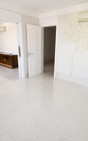 Apartamento à venda com 500m², 6 quartos e 8 vagasSala de Jantar