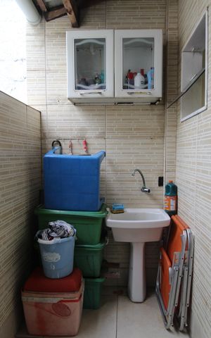 Casa de condomínio à venda com 112m², 3 quartos e 1 vagaÁrea de serviço
