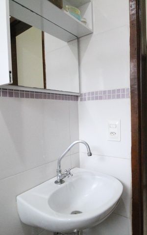 Casa de condomínio à venda com 112m², 3 quartos e 1 vagaBanheiro da suíte