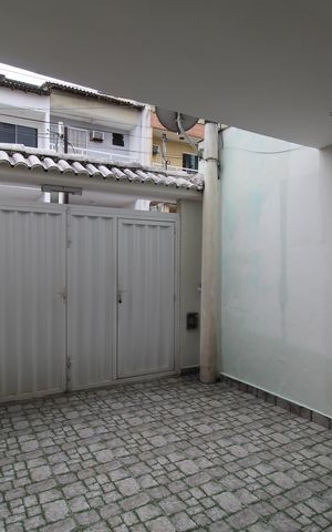 Casa de condomínio à venda com 112m², 3 quartos e 1 vagaGaragem