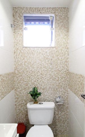 Casa de condomínio à venda com 112m², 3 quartos e 1 vagaLavabo