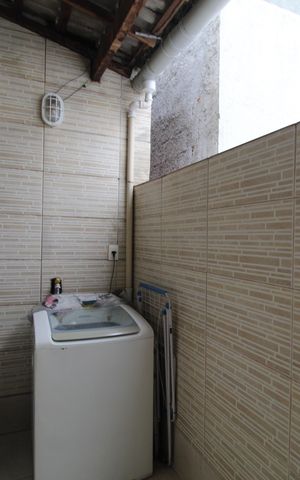 Casa de condomínio à venda com 112m², 3 quartos e 1 vagaÁrea de serviço