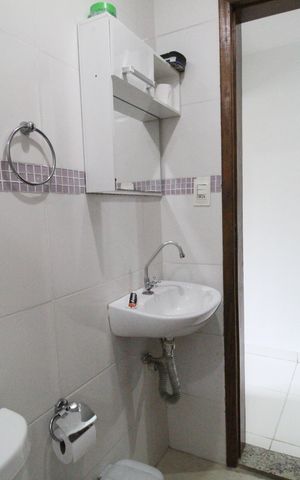 Casa de condomínio à venda com 112m², 3 quartos e 1 vagaBanheiro social
