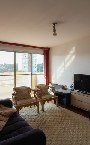 Apartamento à venda com 115m², 3 quartos e 2 vagas Apartamento à venda com 115m², 3 quartos e 2 vagasSala