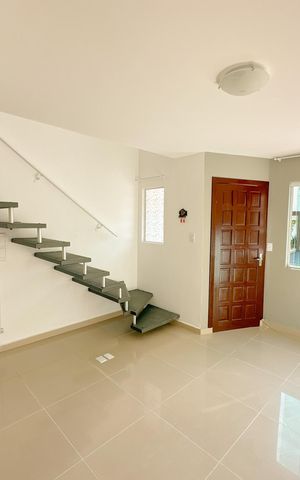 Casa para alugar com 86m², 2 quartos e 1 vagaSala de TV