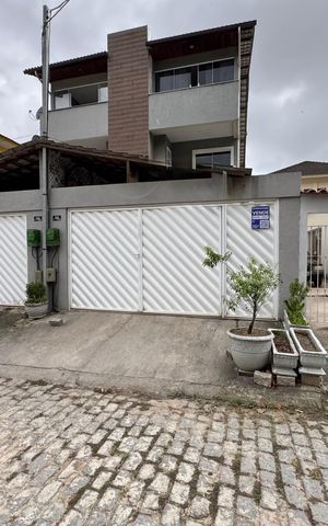Casa de condomínio à venda com 172m², 3 quartos e 1 vaga Casa de condomínio à venda com 172m², 3 quartos e 1 vagaFachada