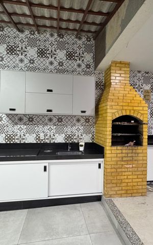 Casa de condomínio à venda com 172m², 3 quartos e 1 vaga Casa de condomínio à venda com 172m², 3 quartos e 1 vagaÁrea externa