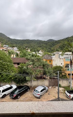 Casa de condomínio à venda com 172m², 3 quartos e 1 vaga Casa de condomínio à venda com 172m², 3 quartos e 1 vagaSuíte 1 - Vista