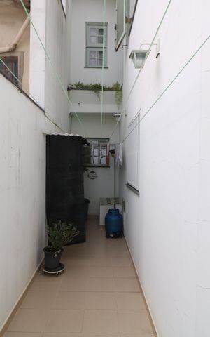 Casa à venda com 296m², 3 quartos e 5 vagasQuintal