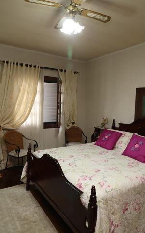 Casa à venda com 296m², 3 quartos e 5 vagasSuíte