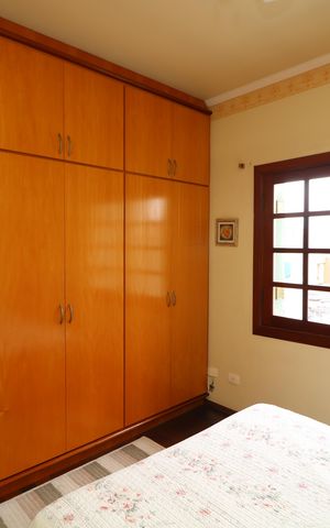 Casa à venda com 296m², 3 quartos e 5 vagasQuarto 2