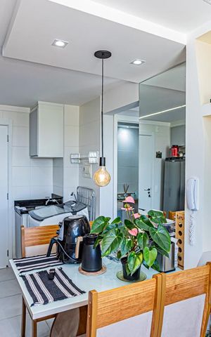 Apartamento para alugar com 33m², 2 quartos e sem vaga Apartamento para alugar com 33m², 2 quartos e sem vagaSala, cozinha e área de serviço