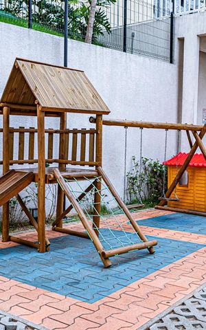 Apartamento para alugar com 33m², 2 quartos e sem vaga Apartamento para alugar com 33m², 2 quartos e sem vagaÁrea comum - Playground